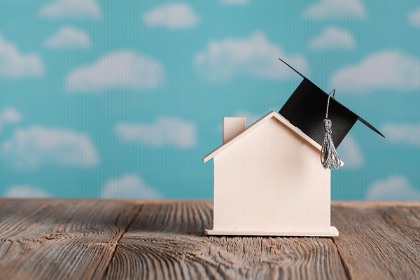 THE COLLEGE CRIB ADVANTAGE